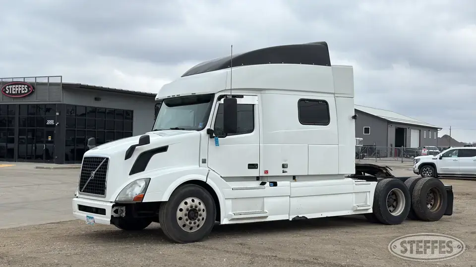 2016 Volvo VNL730 Conventional Truck with Sleeper