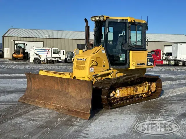 2010 Komatsu D39PX-22