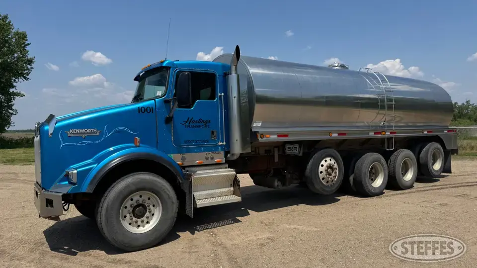 2003 Kenworth T600 Tank Truck