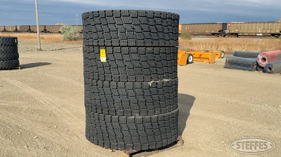 (4) Beaver 20.5R25 Tires Tractor-Implement Tire
