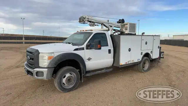 2015 Ford F-550 XL