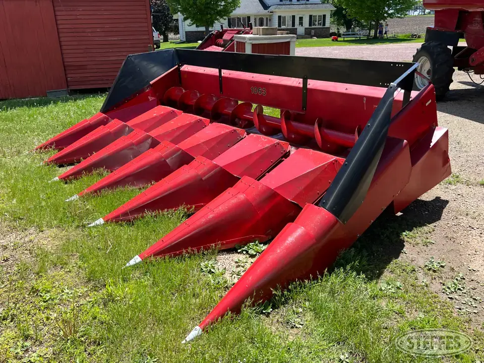 1989 Case IH 1063 Corn Head