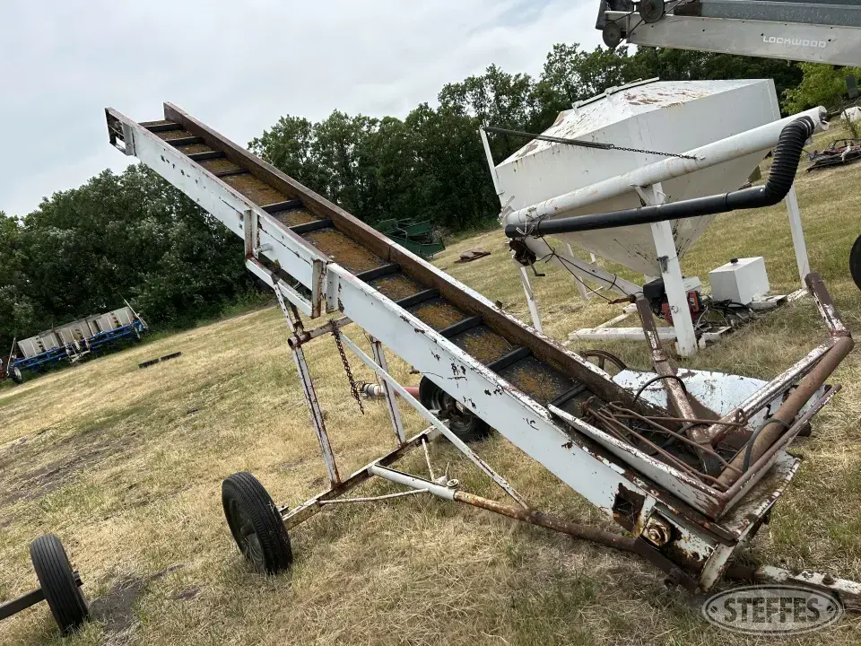 Potato conveyor