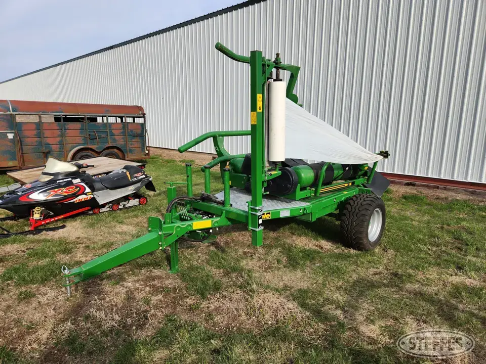 2016 McHale 991BE Bale Handling