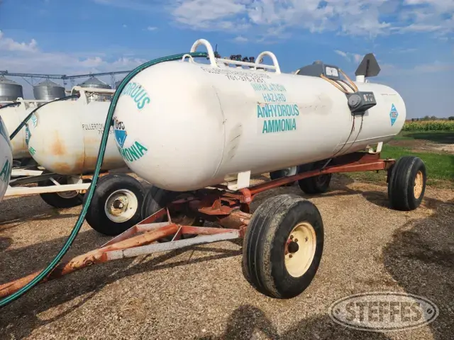 1,000 gal. NH3 tank