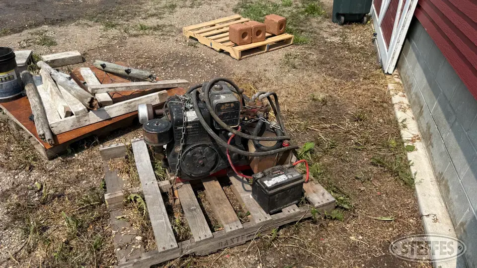 Shop-built hyd. unit Farm Support Item