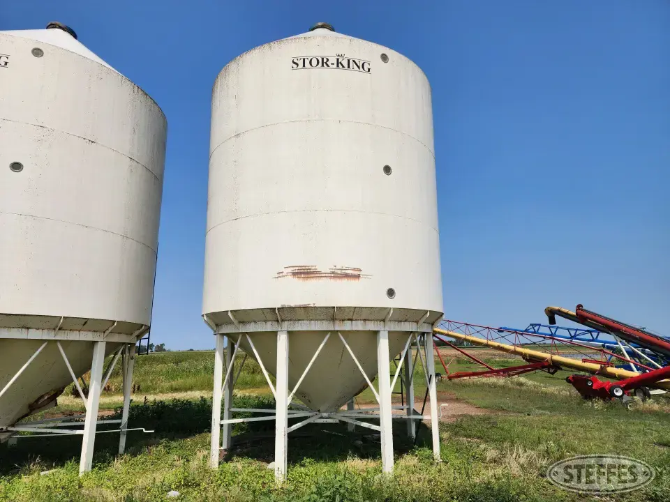 Stor-King SKB16110E Hopper Bin
