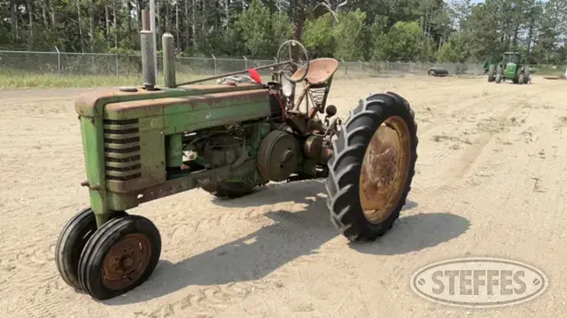 1946 John Deere B