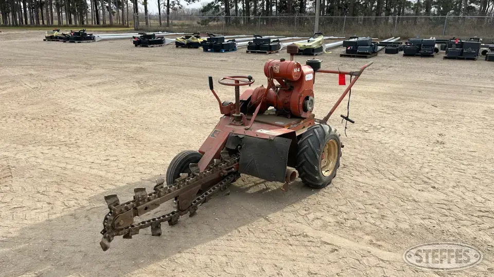 Ditch Witch M4 Trencher