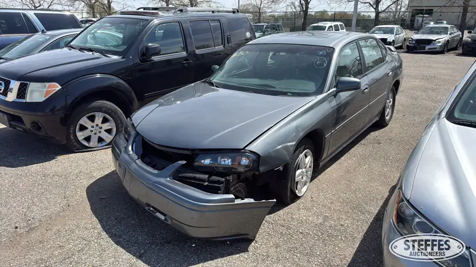 2005 Chevrolet Impala Car
