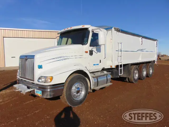 2003 International 9400i Eagle