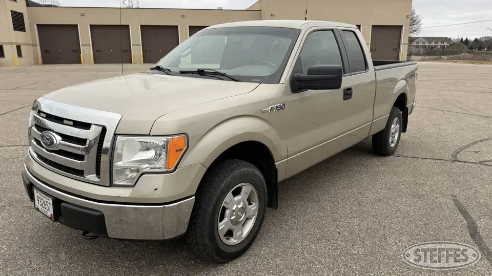 2010 Ford F-150 XLT Half Ton Pickup