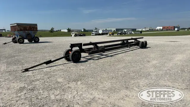 Header trailer
