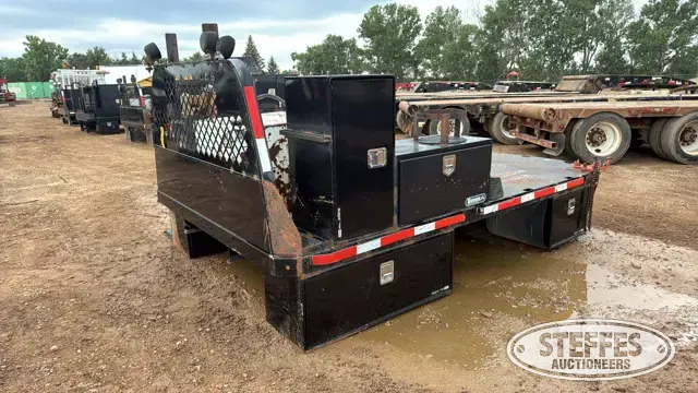 Knapheide flatbed