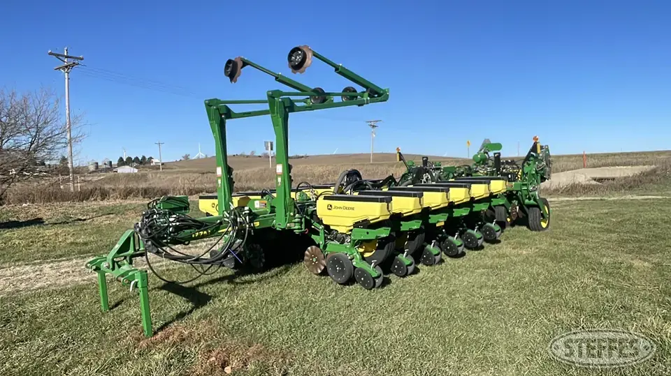 2021 John Deere 1775NT 12 or More Row Planter