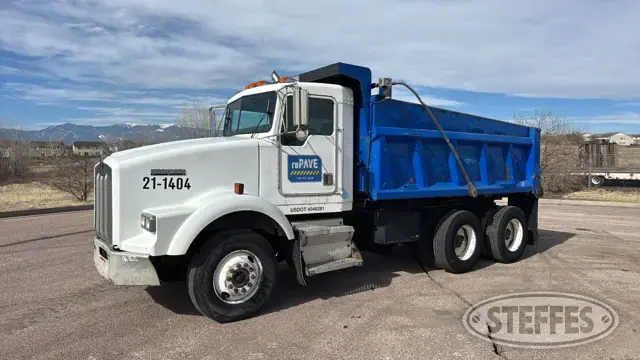 2002 Kenworth T800