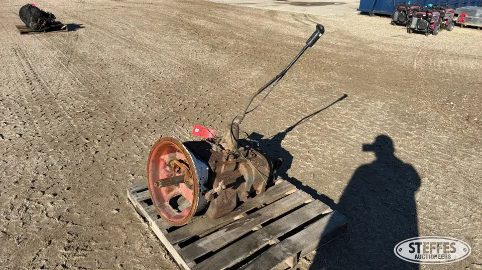 Eaton Fuller transmission Truck-Trailer Part