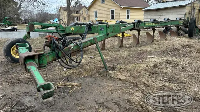 John Deere 2800