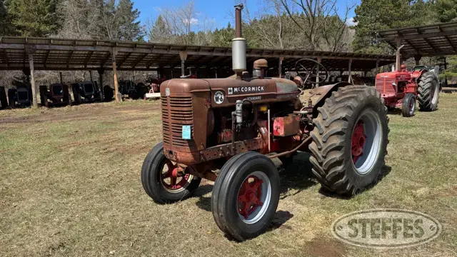 1953 McCormick-Deering Super W-6 Standard