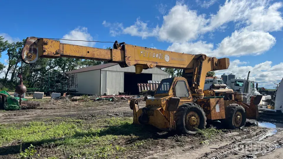 1971 Pettibone 25 Multicrane Hyd. Truck Crane