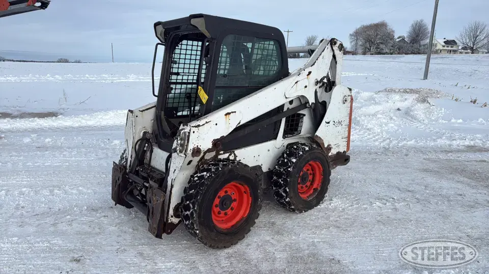 2015 Bobcat S590 Wheeled Skid Steer