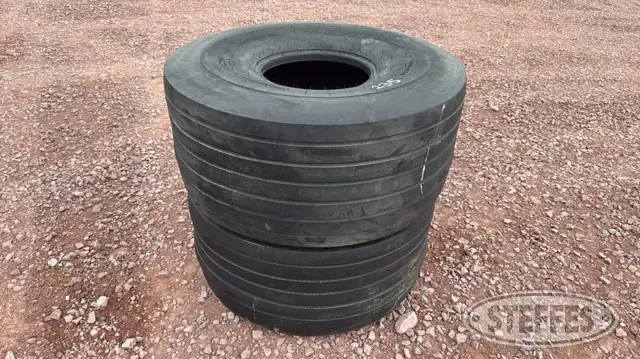 (2) Titan 21.5L-16.1SL tires