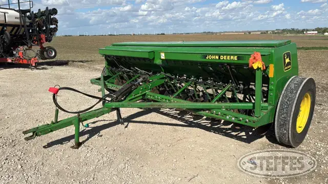 John Deere 450