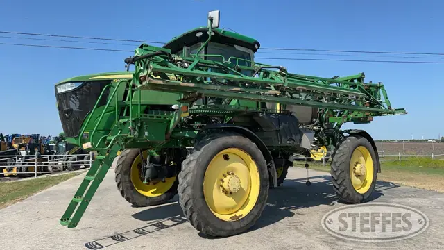 2016 John Deere R4030