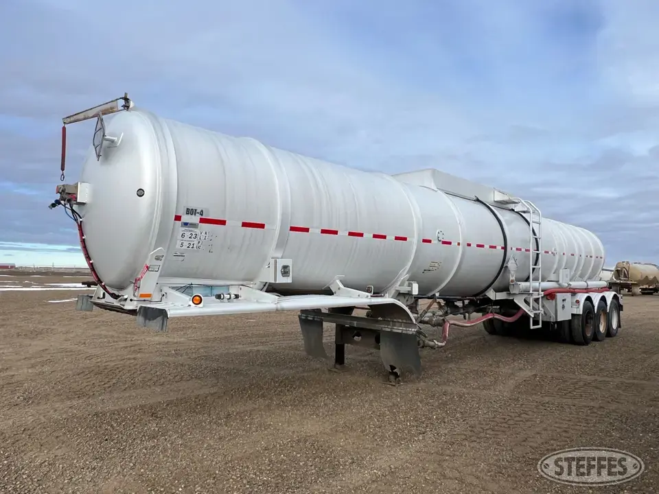 2012 Heil Tank Trailer