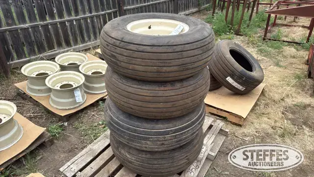 (4) 12.5-15SL implement tires