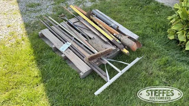 Asstd. yard tools
