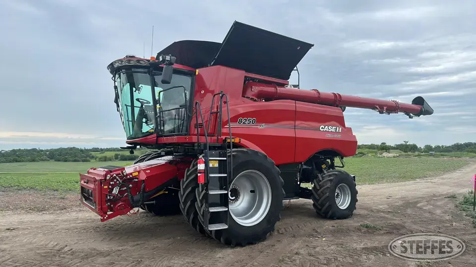 2023 Case IH 8250 Combine