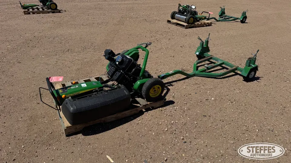 John Deere 220 E-Cut Hybrid Push Mower