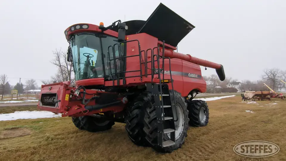 2012 Case IH 8230 Combine