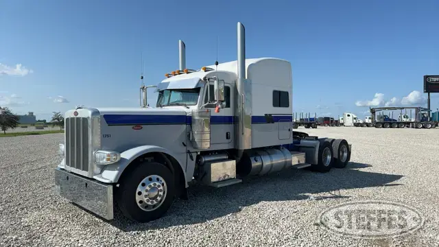 2021 Peterbilt 389