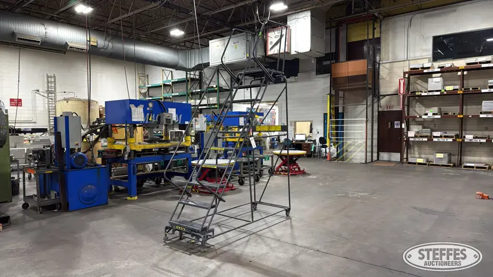 Rolling stairs General Tools and Shop Supply