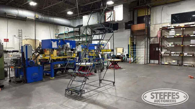 Rolling stairs