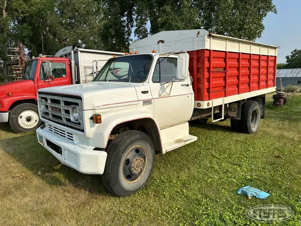 1975 GMC 6000 Dump Truck