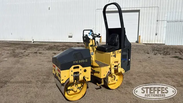 Bomag BW900-2