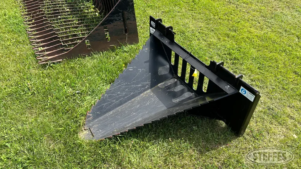 Titan Skid Steer Bucket