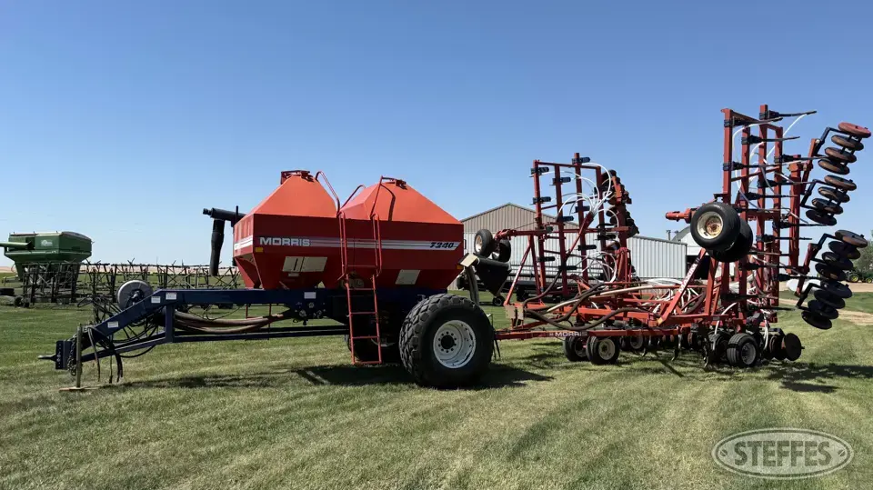 Morris Maxim II Air Drills and Air Seeder