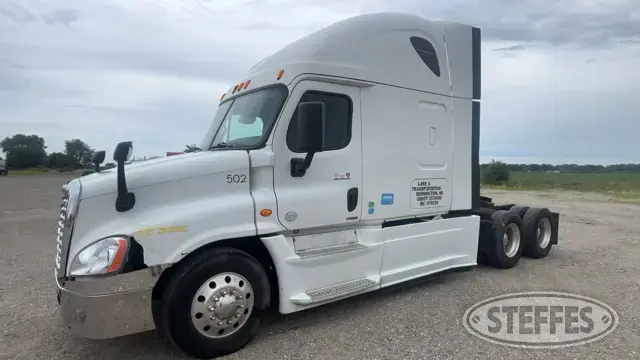 2015 Freightliner Cascadia 125