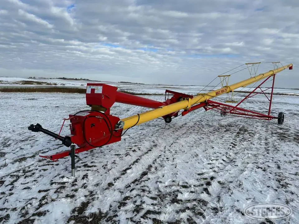 2015 Westfield MKX100-73 Swing Hopper Auger
