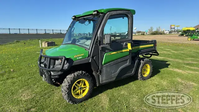 2018 John Deere XUV835R