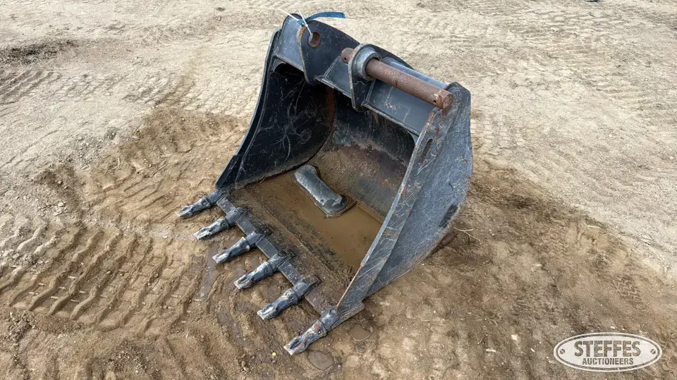 CAT backhoe bucket Excavator Attachment