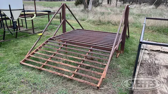 Cattle guard ATV/UTV ramp