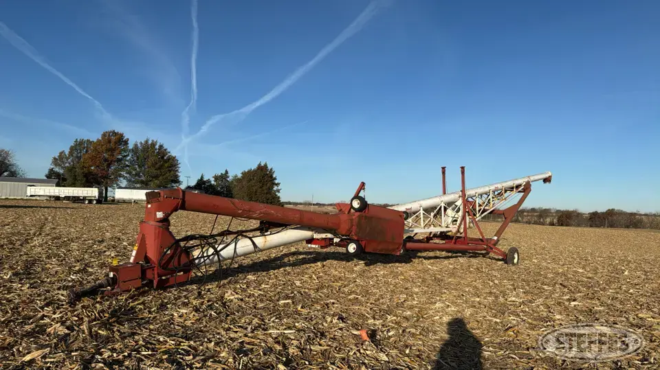 Feterl Swing Hopper Auger