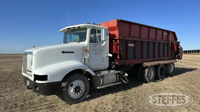 1995 International 9200