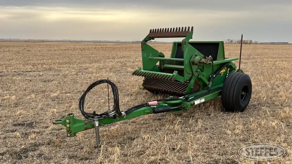 2010 Summers 700 Rock Picker