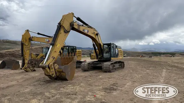 2018 CAT 349FL